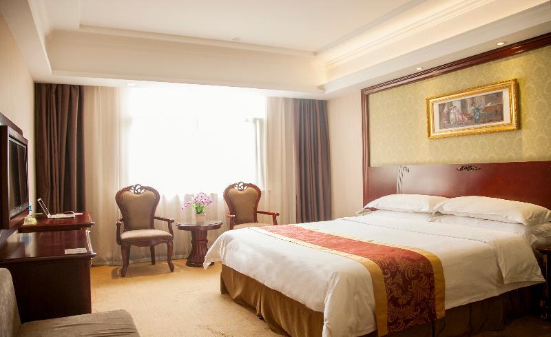 Vienna Hotel Shiqiao Metro Station Guangzhou Buitenkant foto