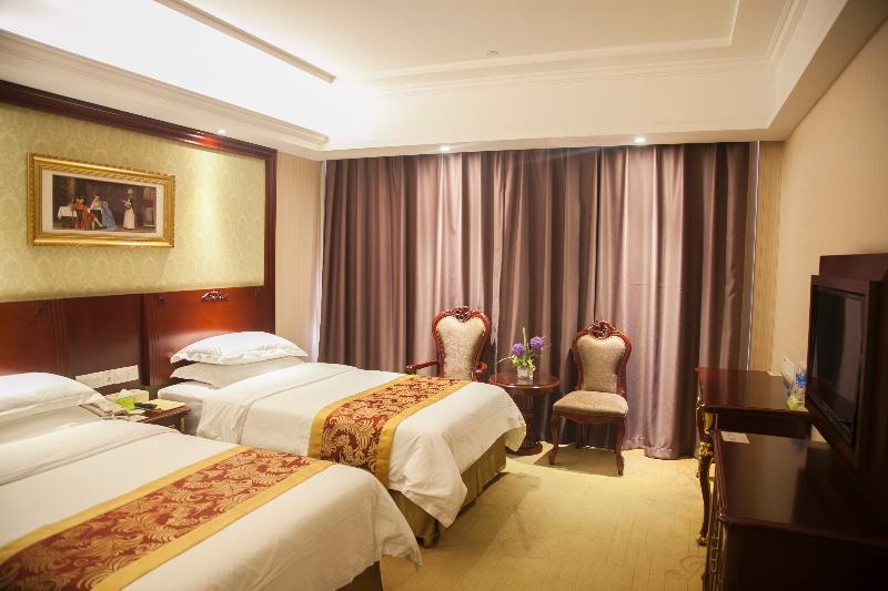 Vienna Hotel Shiqiao Metro Station Guangzhou Buitenkant foto